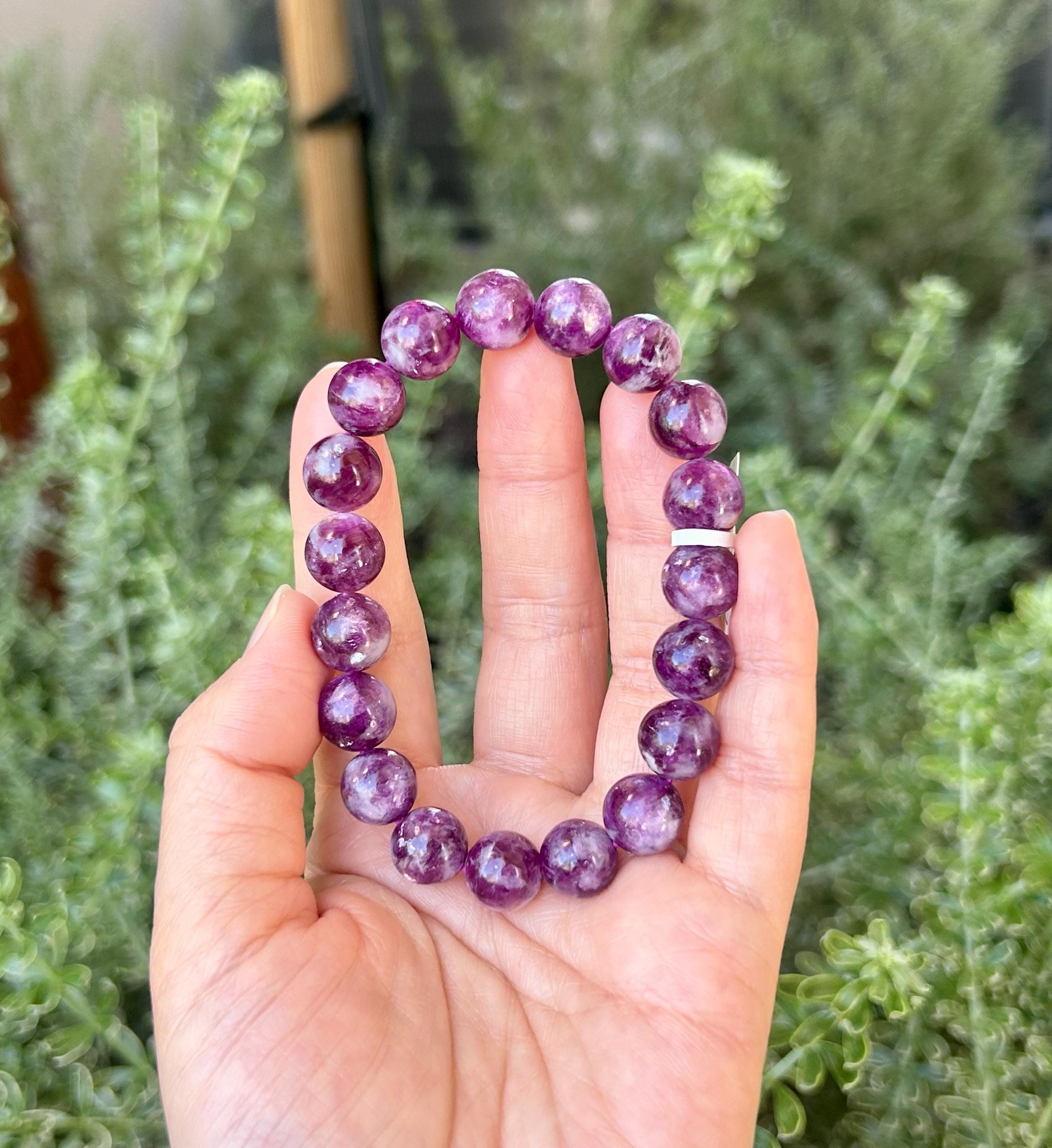 Purple Lepidolite Bracelet: Mica Quartz, 10mm beads, Fits up to 16.8cm Wrist, (26-151)
