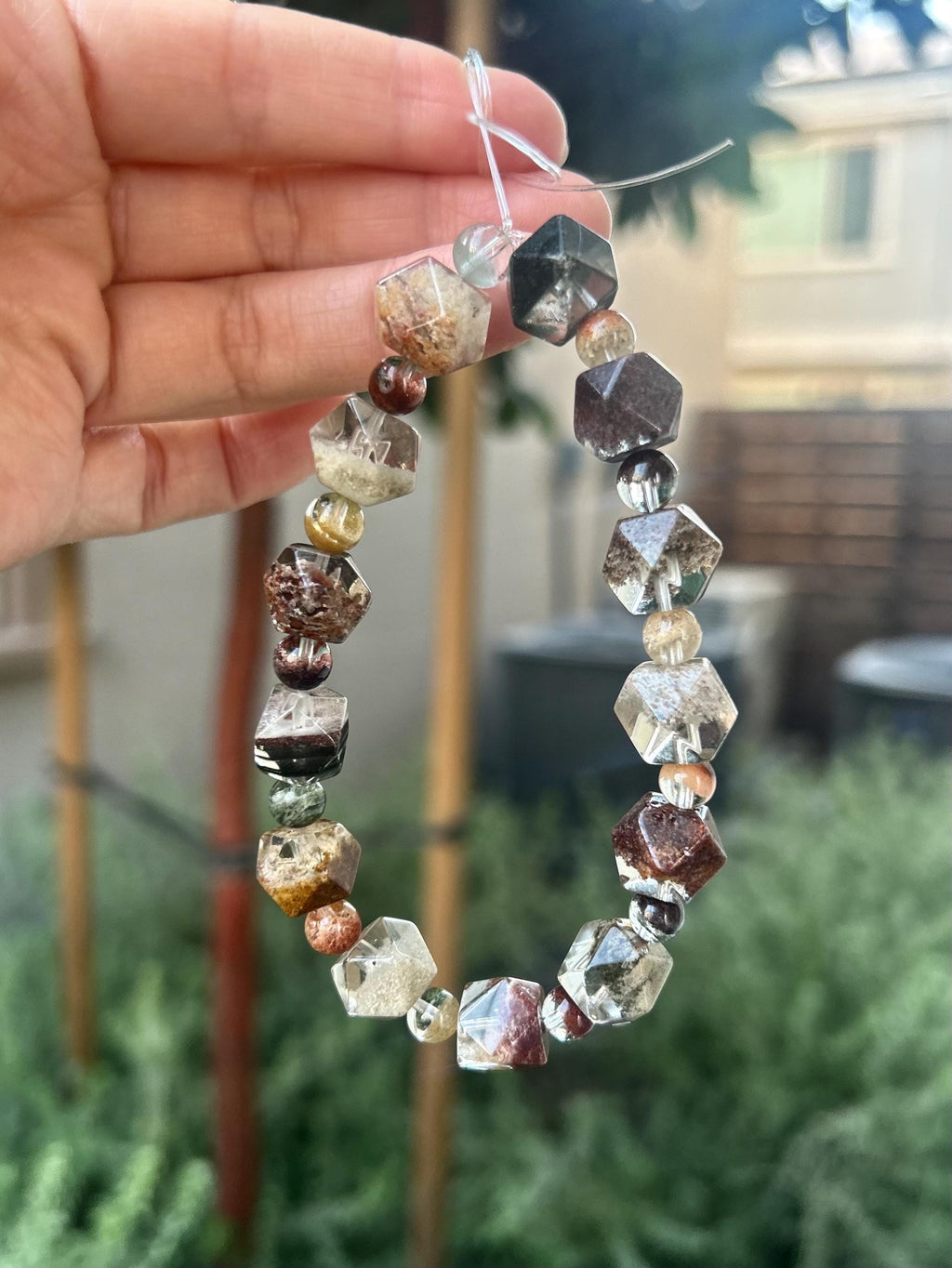 Four Season Phantom Quartz Crystal Bracelet: Eight-Faceted Gemstone Bead (GH-020)