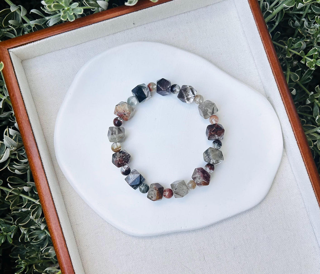 Four Season Phantom Quartz Crystal Bracelet: Eight-Faceted Gemstone Bead (GH-020)