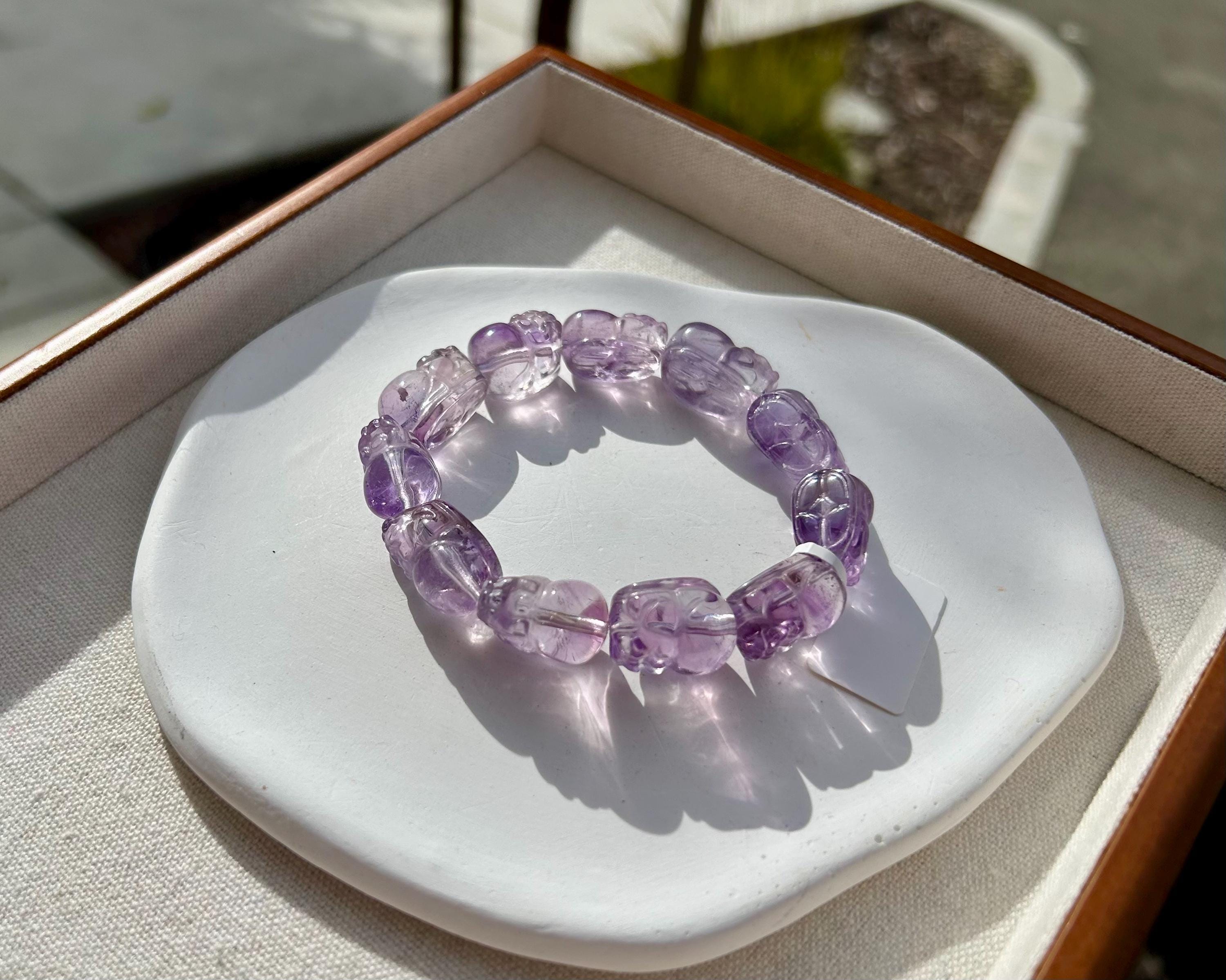 High Clarity Amethyst hand carved PiXiu Bracelet: Natural Crystal Carved Beads,fits up to 16cm wrist (26-194)