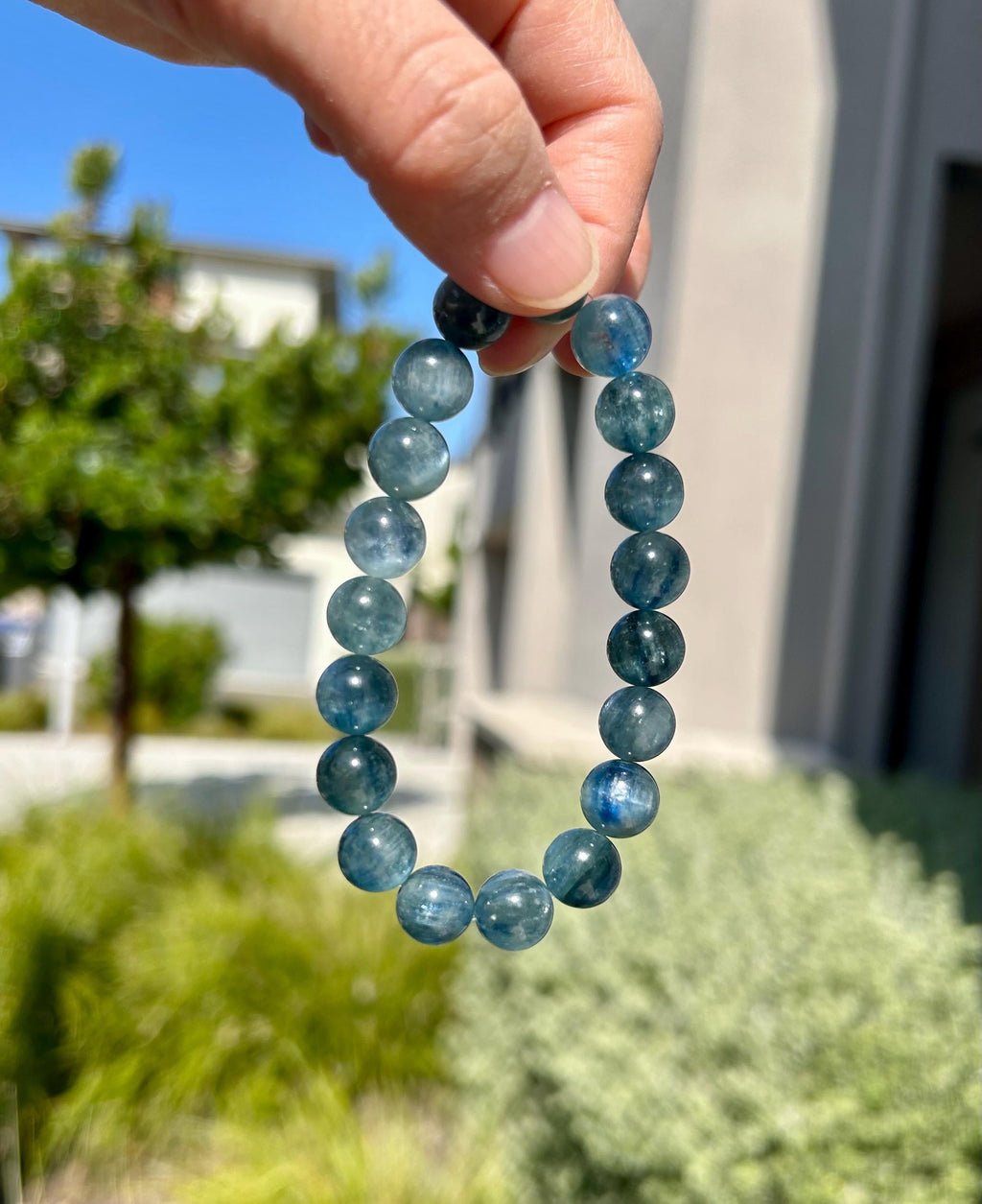 Rare Green/Blue Kyanite Bracelet, 10mm beads, Genuine Green Kyanite, Healing Stone, fits up to 15.8cm wrist (26-109)