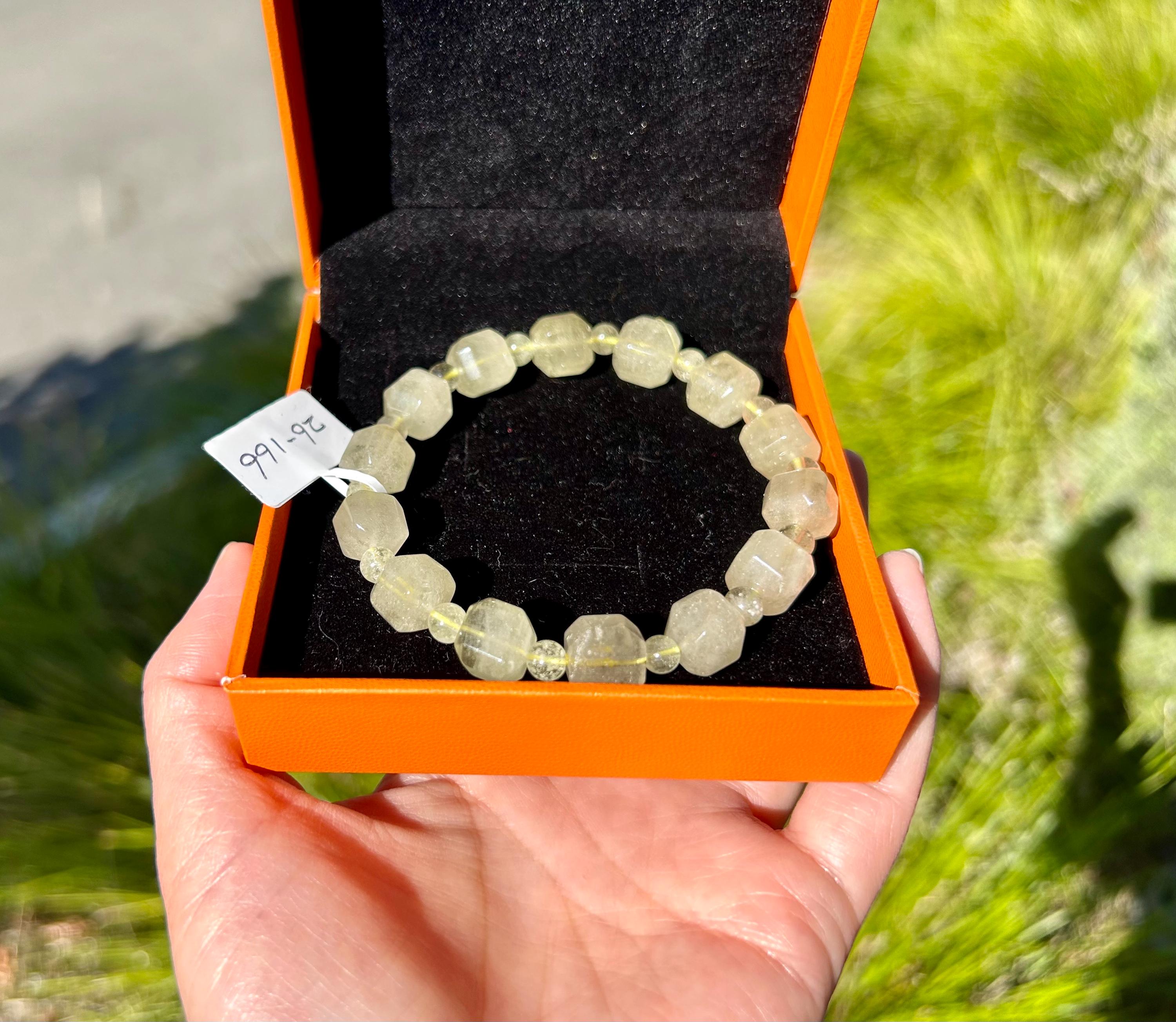 Healing Crystal, Gold Libyan Desert Glass square beads Bracelet: Tektite Beads, about 10mm beads, Fits up to 17.3cm wrist (26-166)
