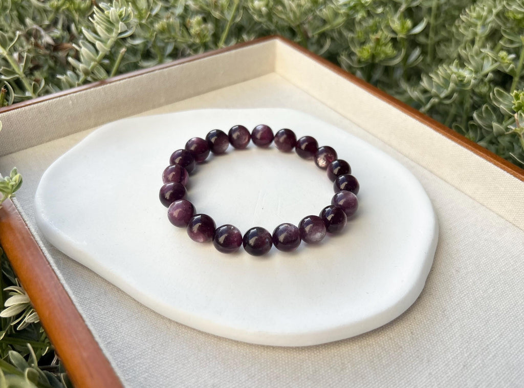 Purple Lepidolite Gemstone Bracelet: Healing Stone Jewelry, 10mm Beads, Fits up to 17cm wrist（25-154)