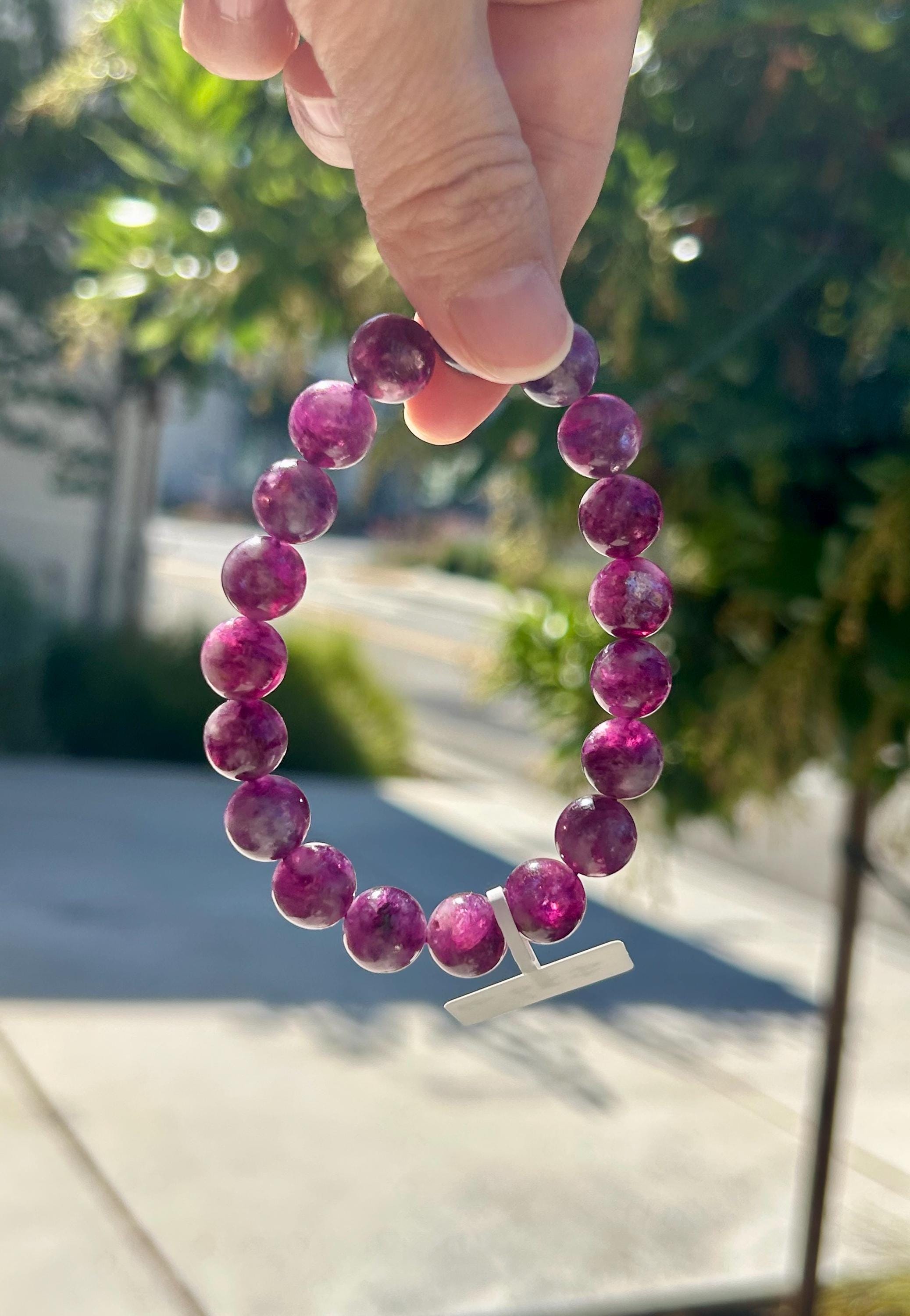 Purple Lepidolite Bracelet: Mica Quartz, 10mm beads, Fits up to 16.8cm Wrist, (26-151)