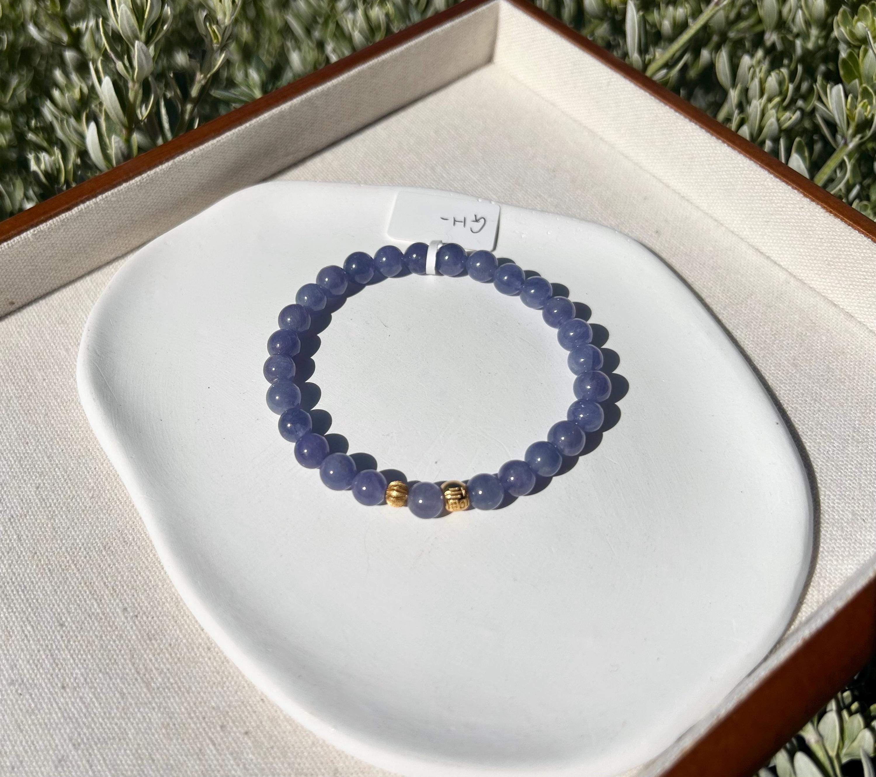 Natural Tanzanite Stretchy Bead Bracelet with pure silver beads, 7mm Tanzanite beads, December Birthstone, fits up to 17cm wrist. GH-037