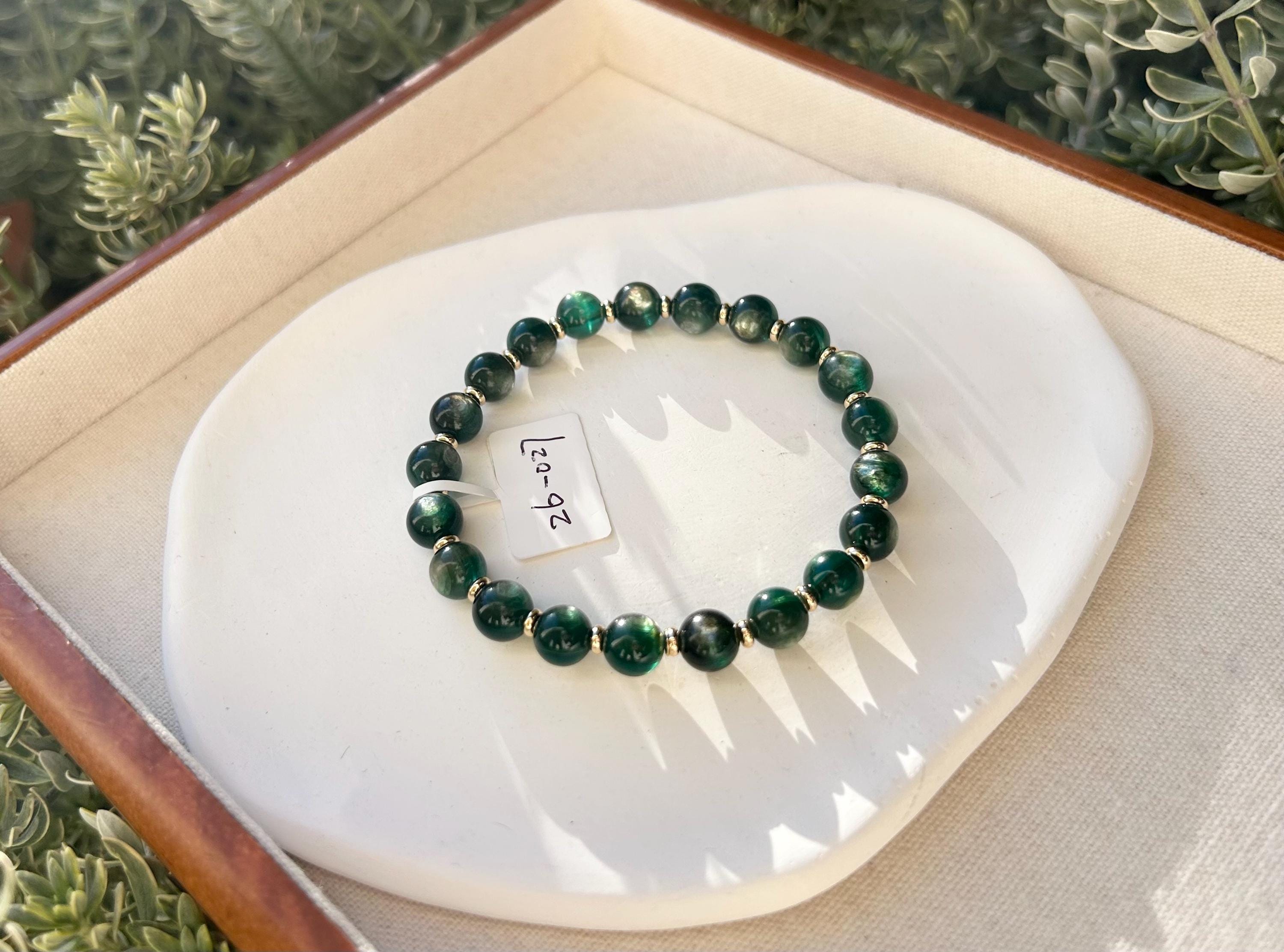 Green Lepidolite Gemstone Bracelet: Healing Stone Jewelry, 8mm Beads, fits up to 17.5cm wrist（26-027)