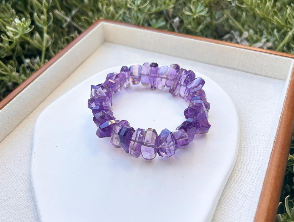 Faceted Amethyst Crystal Bead Bracelet: Stretchy Gemstone Jewelry, Fits up to 17cm wrist (GH-015)