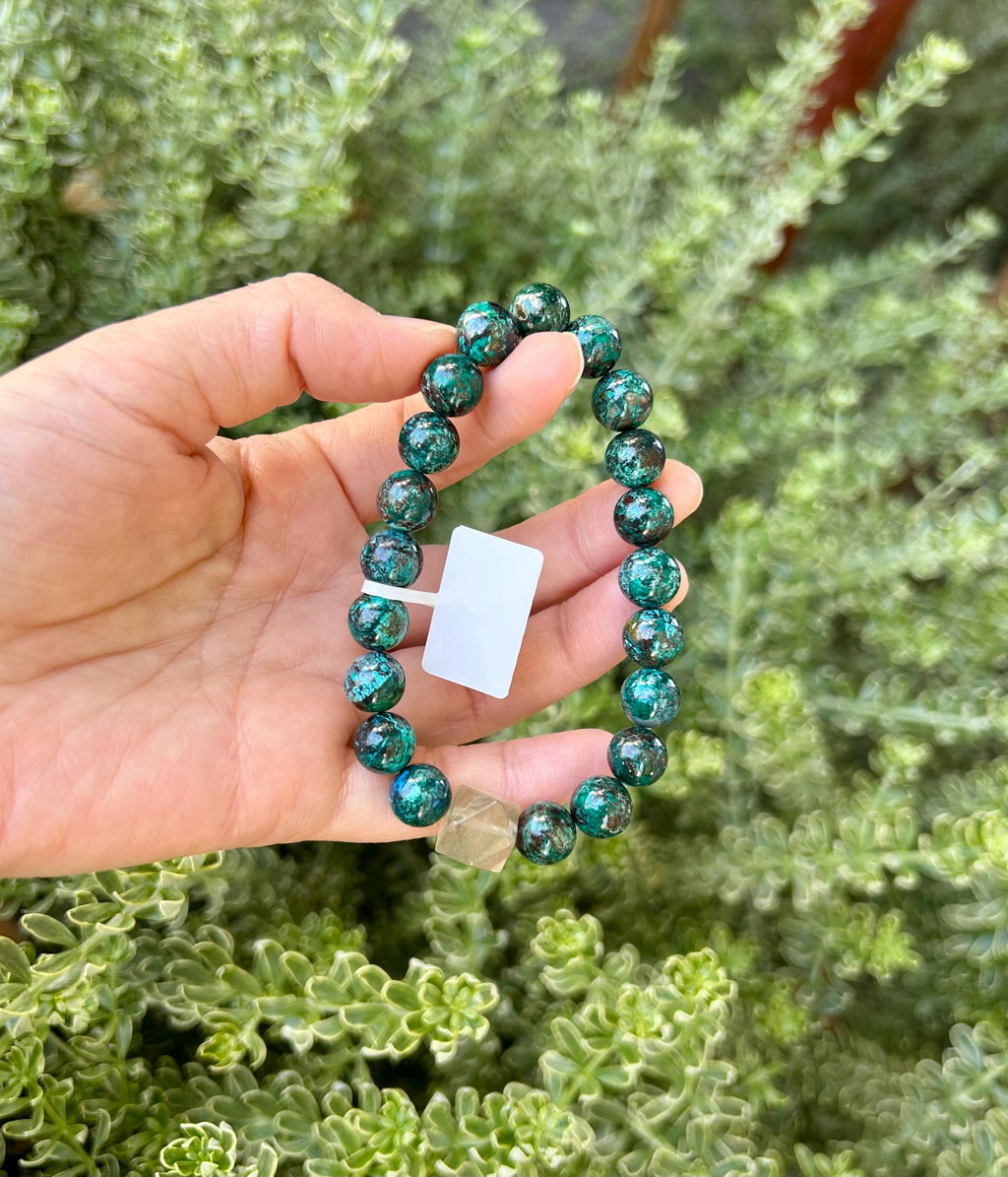 Chrysocolla Bead bracelet featured with a libyan bead, fits up to 17cm wrist (26-130)