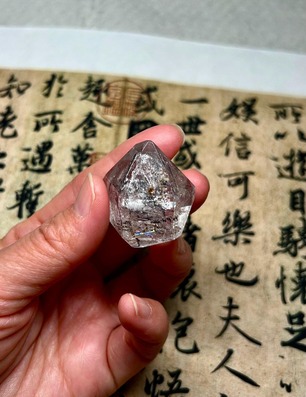 Healing Crystal, Large Double-Terminated Herkimer Diamond Enhydro Quartz with Moving Sand & Giant Bubble Inclusion(24.7g) (26-127)