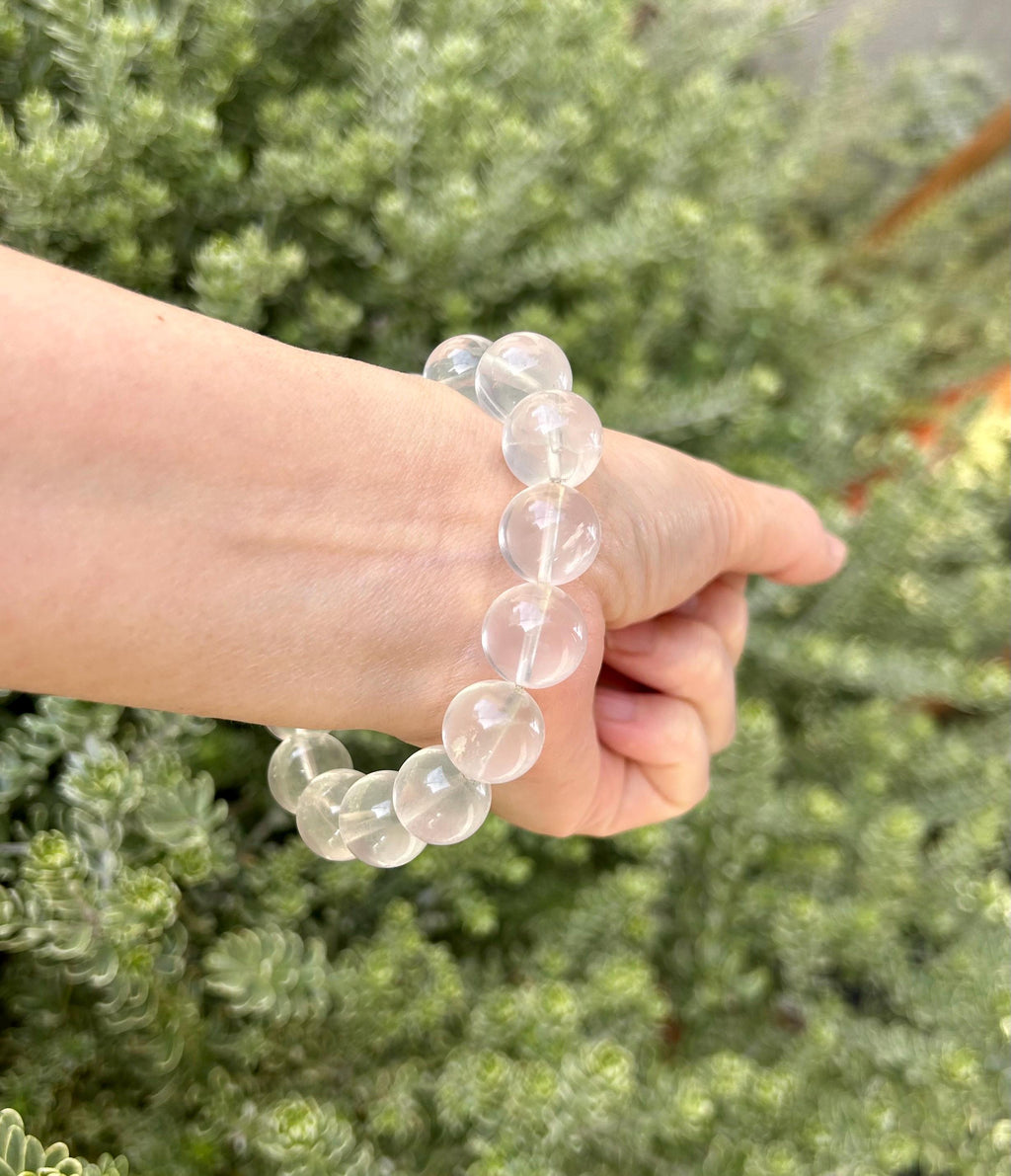 Chunky Pretty Milky Clear Quartz crystal Bracelet - 14mm beads,  Fits up to 17cm wrist (26-043)