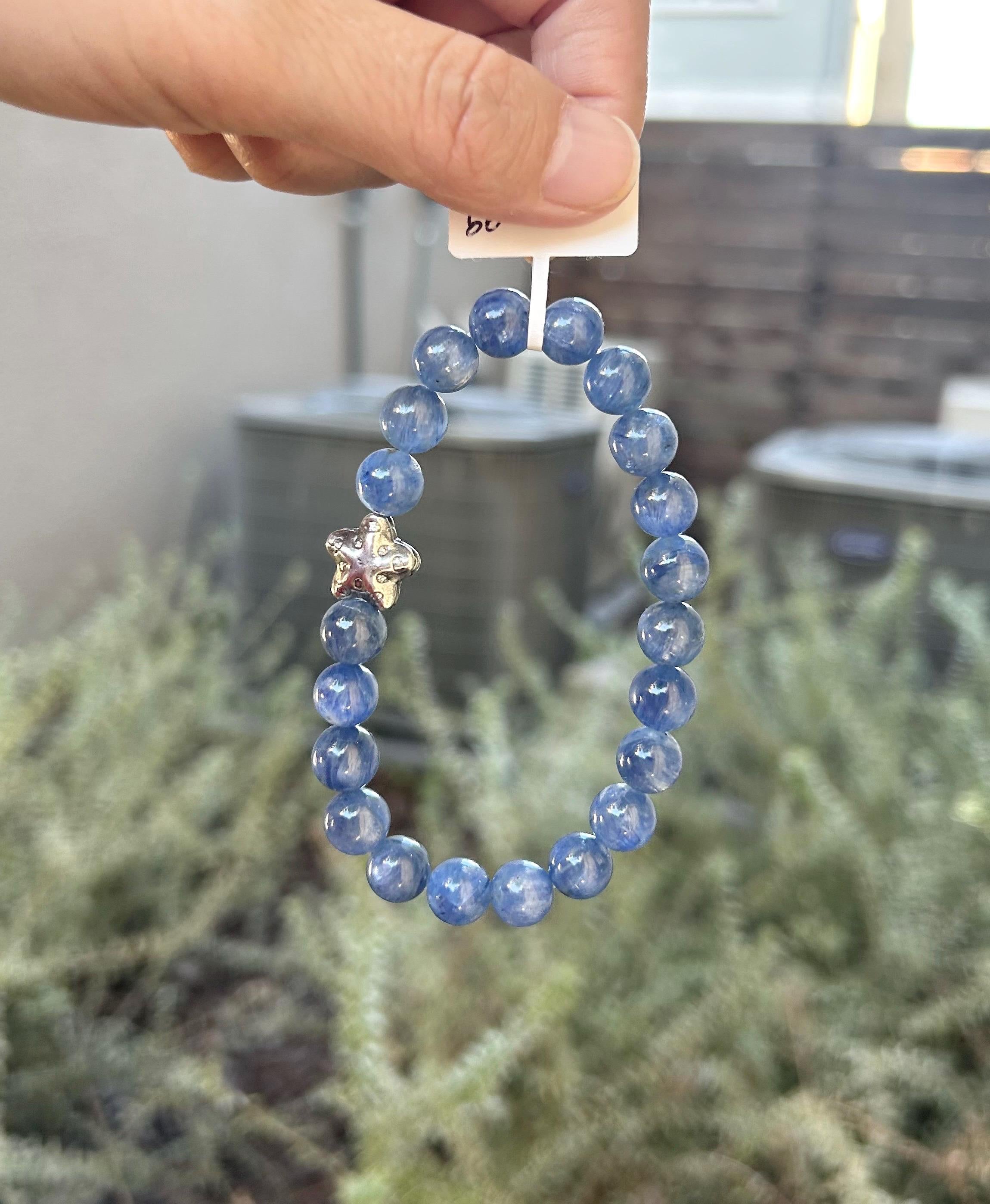 Genuine Blue Kyanite Healing Stone beads bracelet with silver sea star bead, fits up to 17cm wrist (26-029)