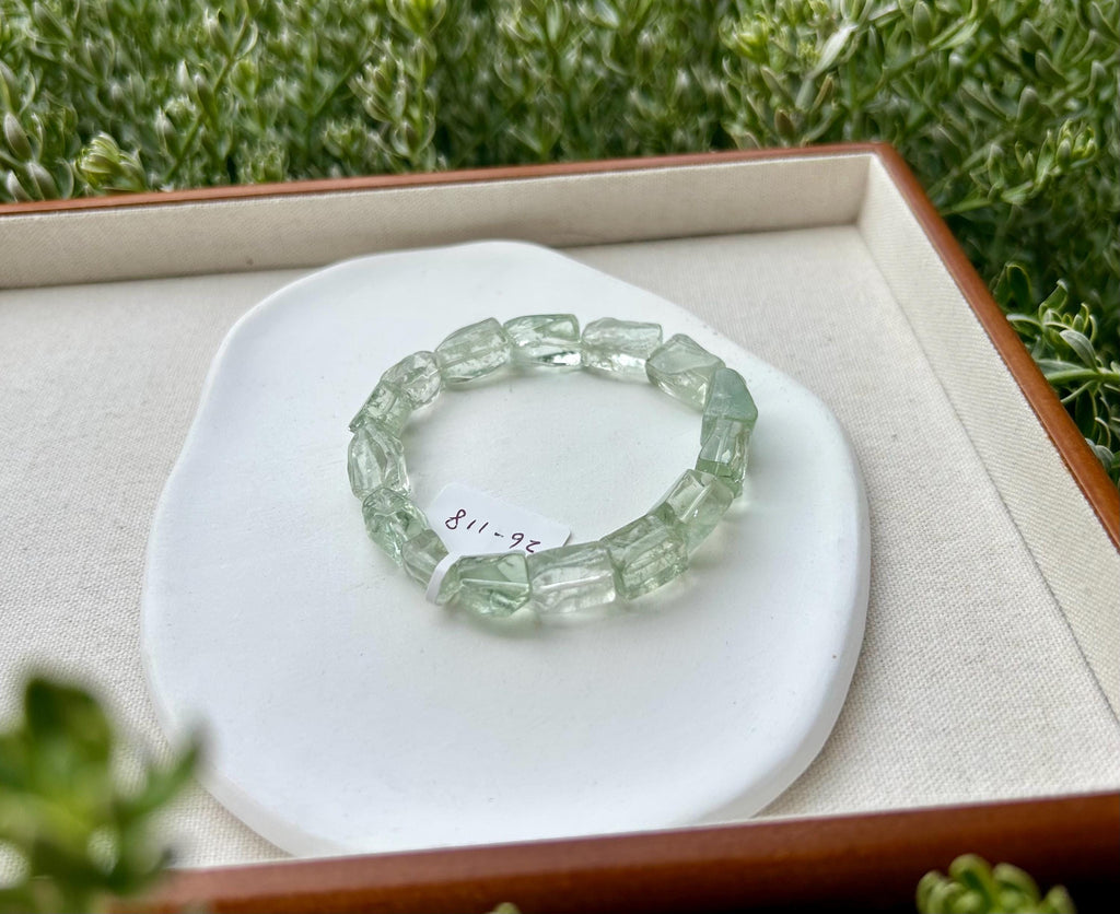 Green quartz beads bracelet, fits up to 17cm wrist (26-118)