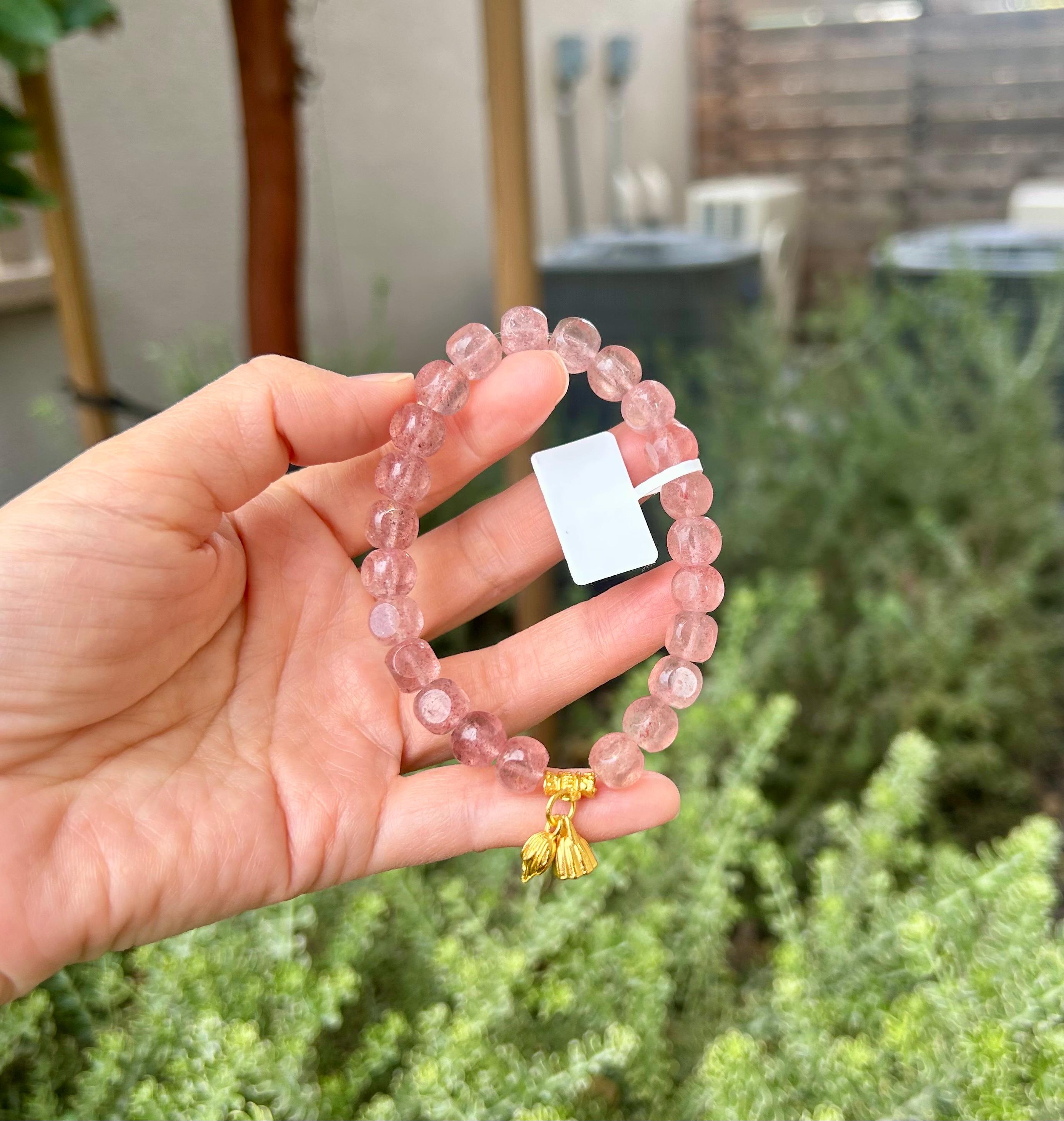 Strawberry Quartz Bracelet: Natural Red Stone, Fits up to 17cm (26-099)