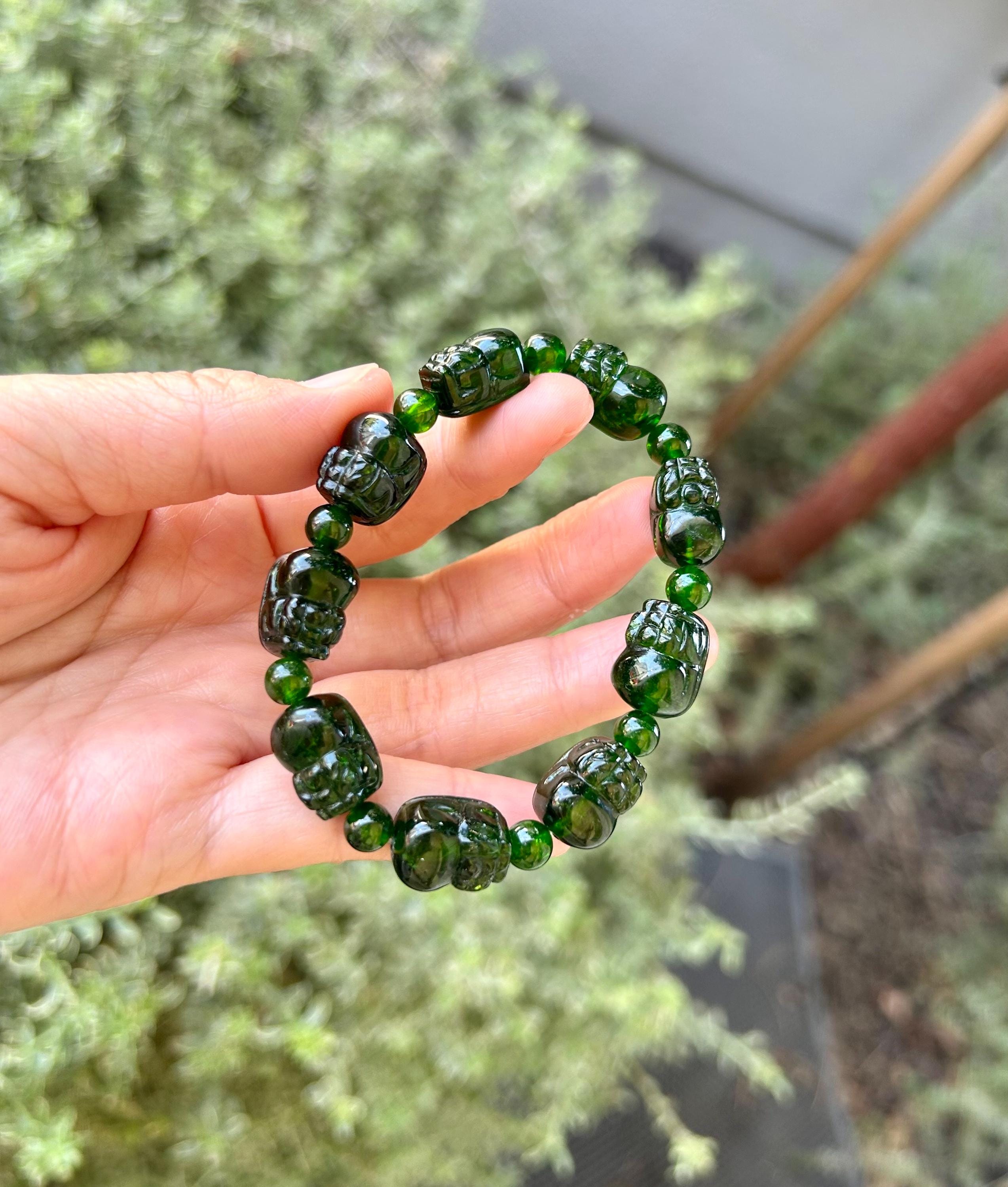 Natural Green Diopside Pixiu Bracelet – Hand-Carved Gemstone Beads, Healing and Calming stone, fits up to 15.5cm wrist (GH-049)