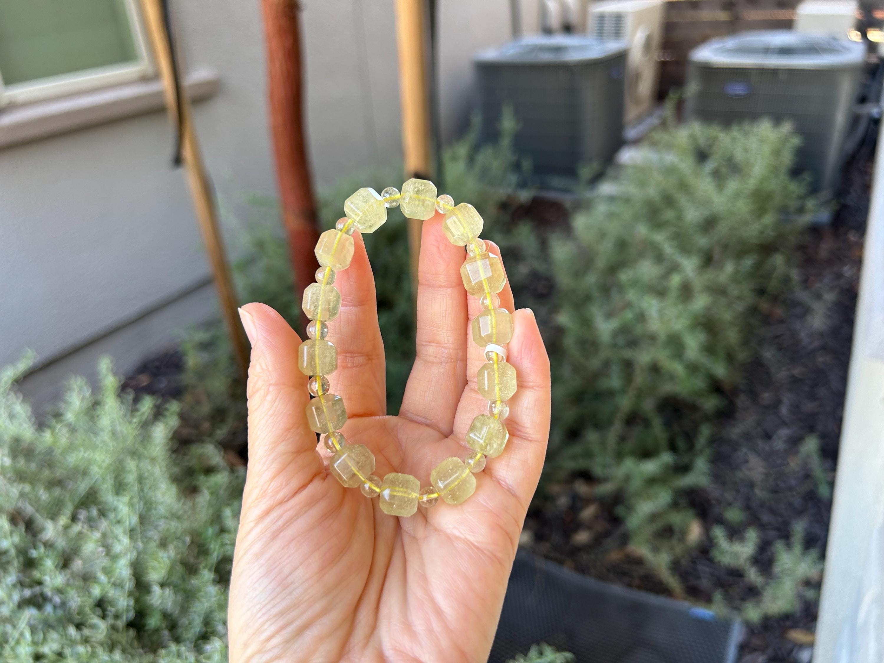 Healing Crystal, Gold Libyan Desert Glass square beads Bracelet: Tektite Beads, about 10mm beads, Fits up to 17cm wrist (26-167)