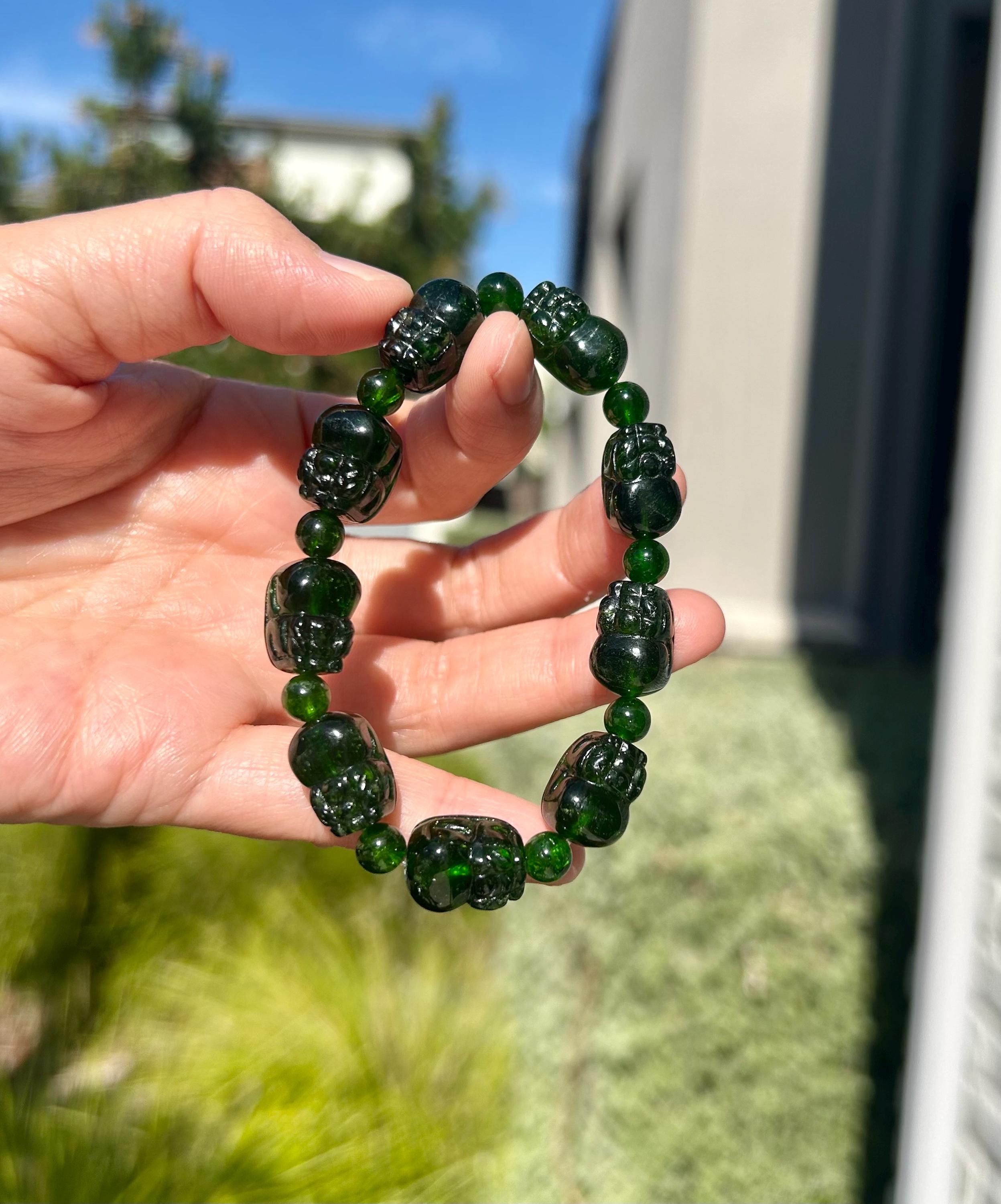 Natural Green Diopside Pixiu Bracelet – Hand-Carved Gemstone Beads, Healing and Calming stone, fits up to 15.5cm wrist (GH-049)