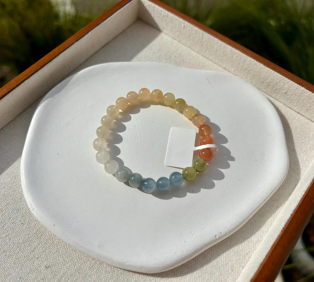 High quality ice cream color Rabbit Hair Quartz beads bracelet 7.8mm beads, fits up to 15cm wrist (26-193)