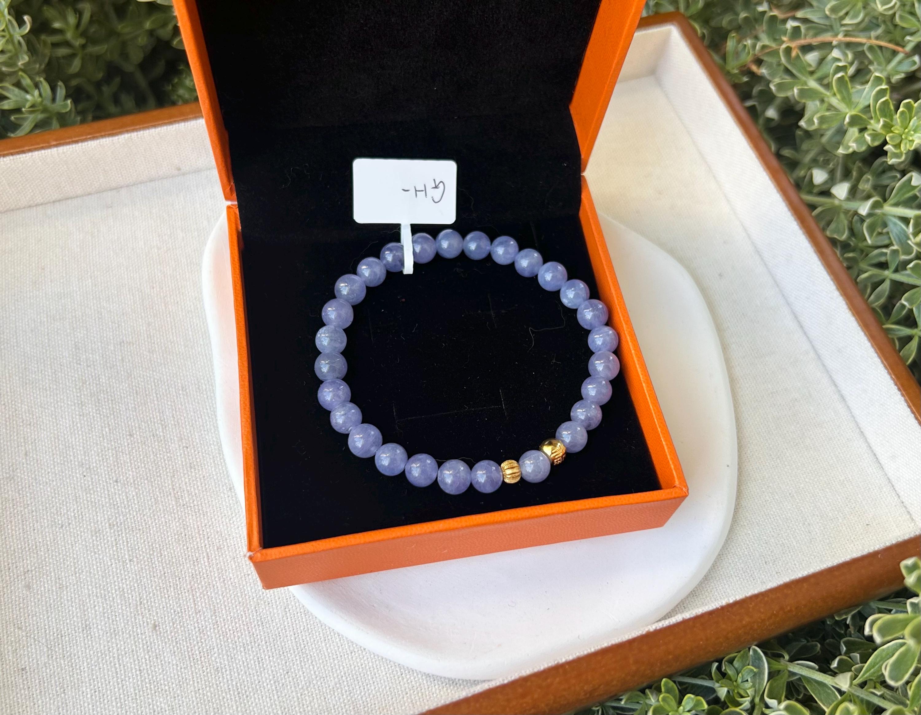 Natural Tanzanite Stretchy Bead Bracelet with pure silver beads, 7mm Tanzanite beads, December Birthstone, fits up to 17cm wrist. GH-037