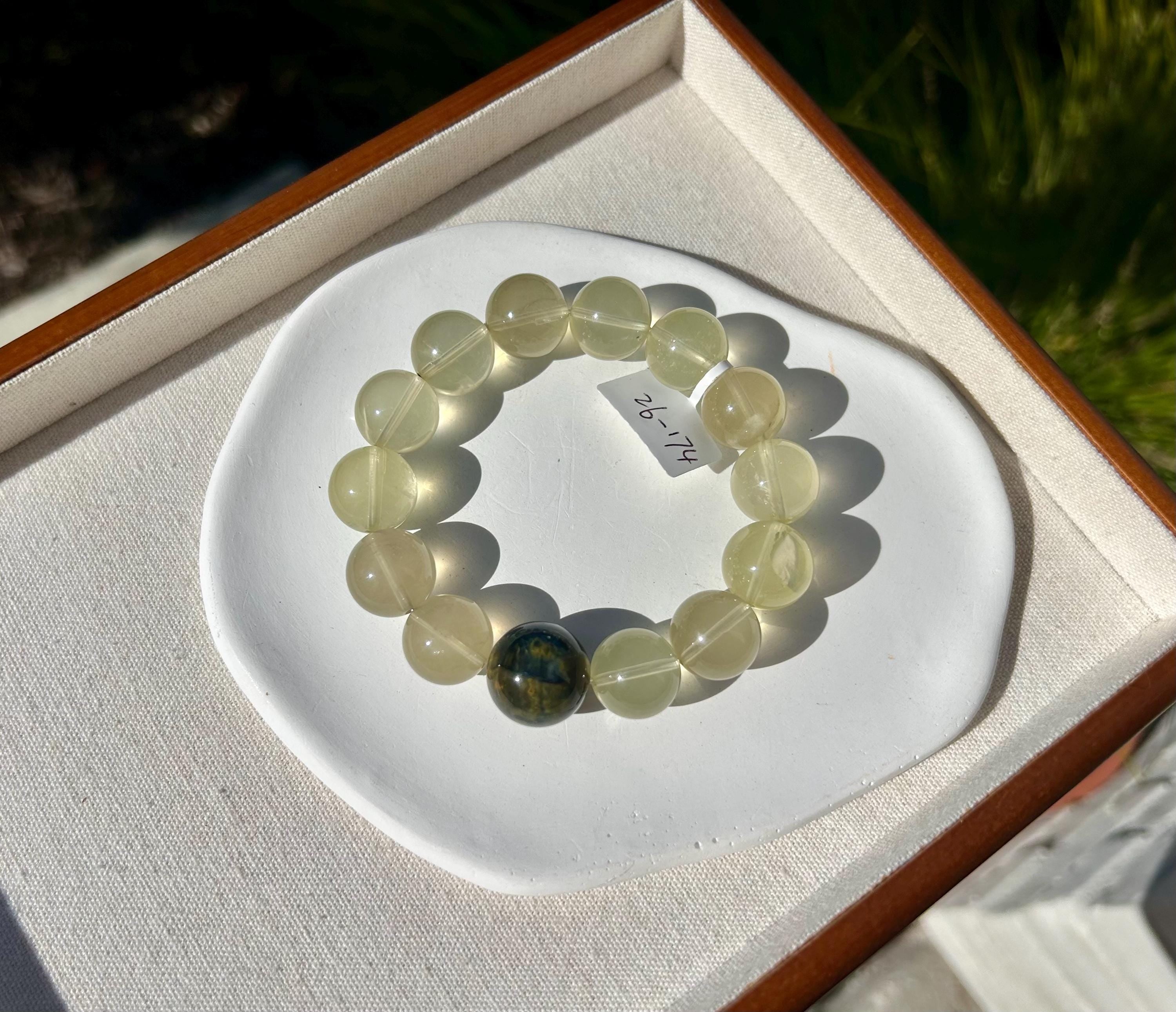 Chunky Lemon Quartz Crystal featuring a peterite bead, Fits up to 18cm (26-174)