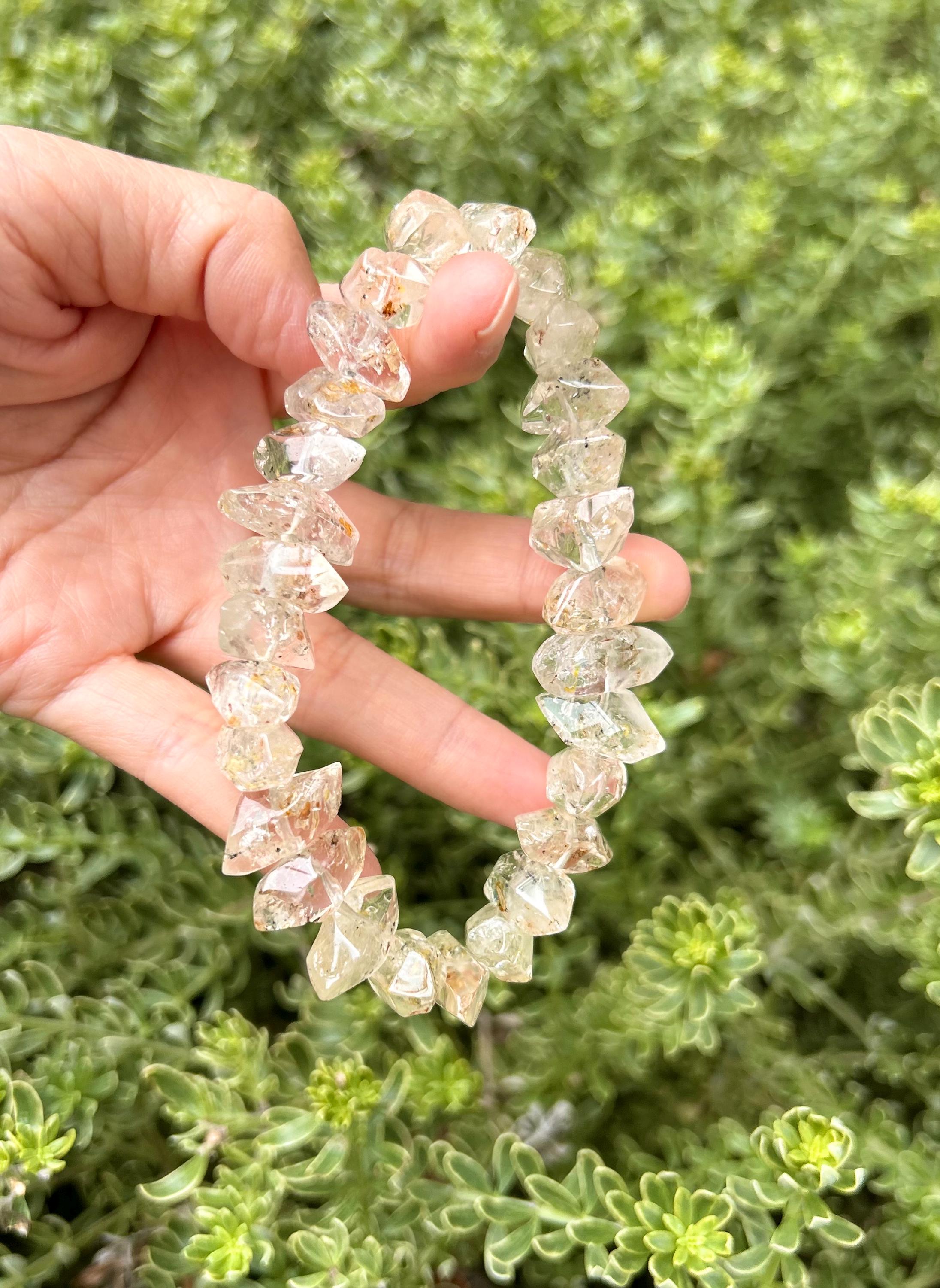 High quality UV Reactive Lightning Phantom Quartz – Raw Double Terminated healing crystal, Fits up to 18cm wrist (25-164）