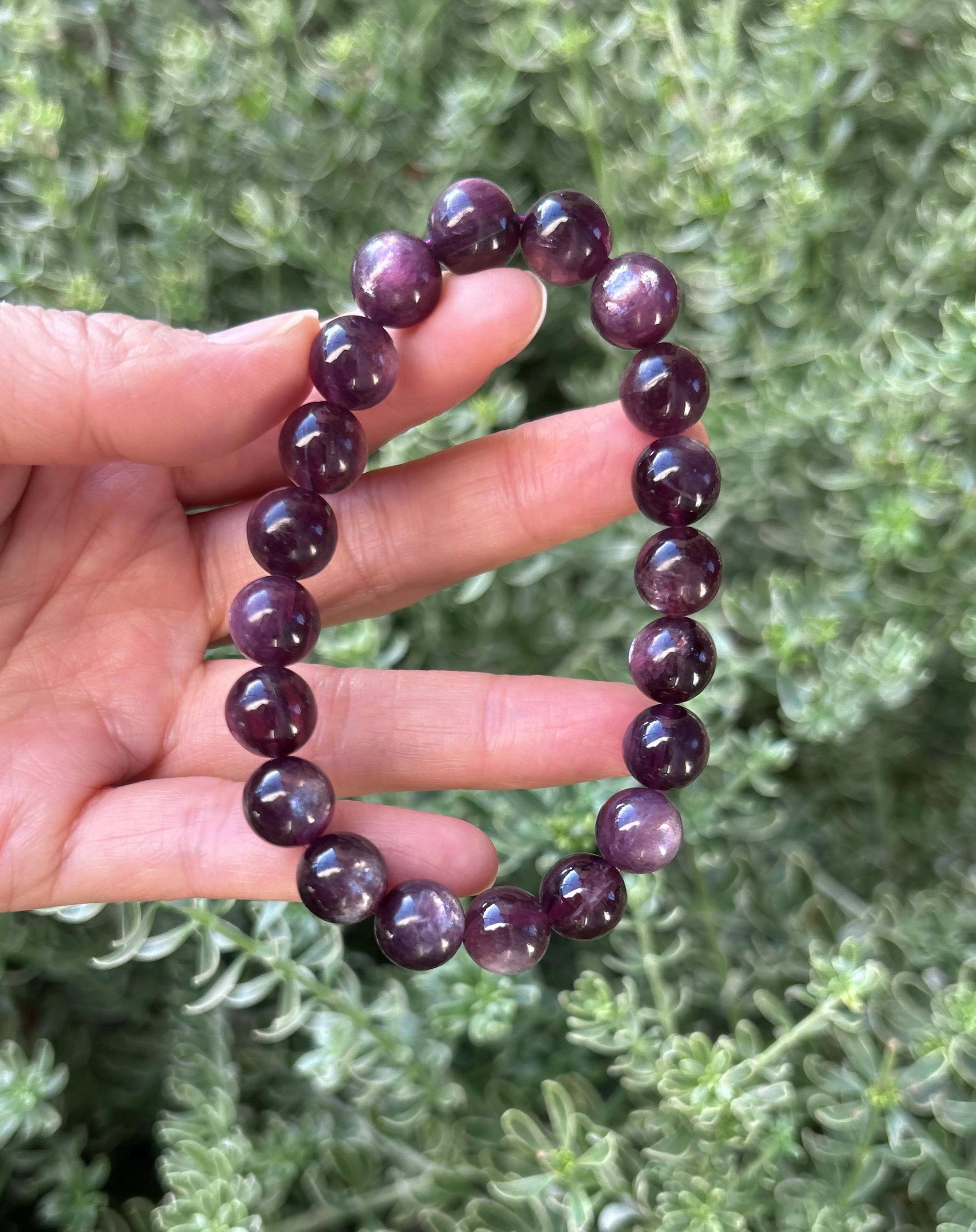 Purple Lepidolite Gemstone Bracelet: Healing Stone Jewelry, 10mm Beads, Fits up to 17cm wrist（25-154)