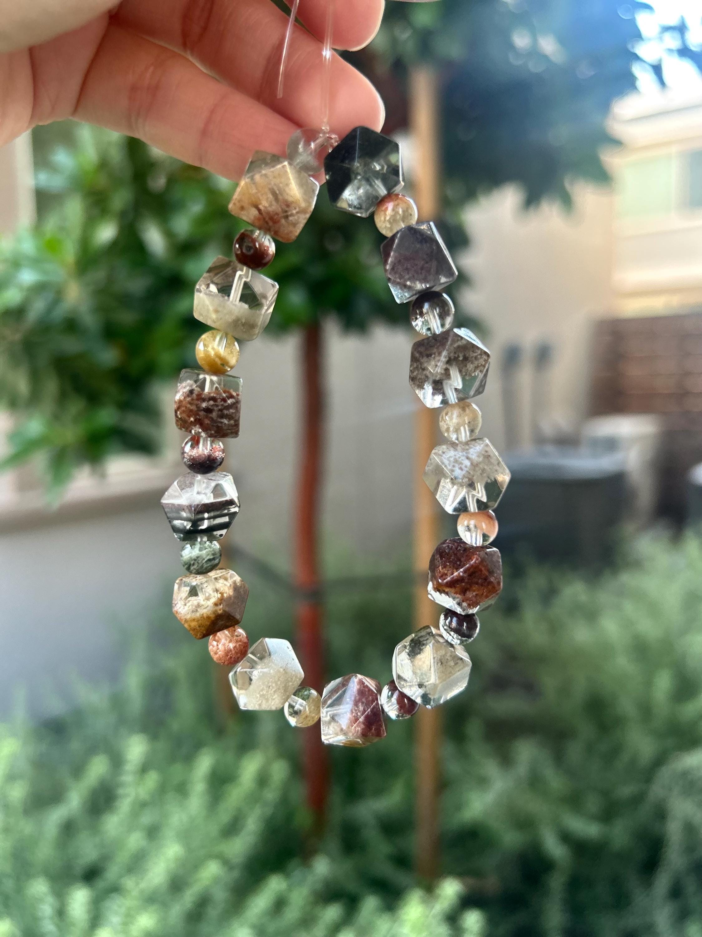 Four Season Phantom Quartz Crystal Bracelet: Eight-Faceted Gemstone Bead (GH-020)