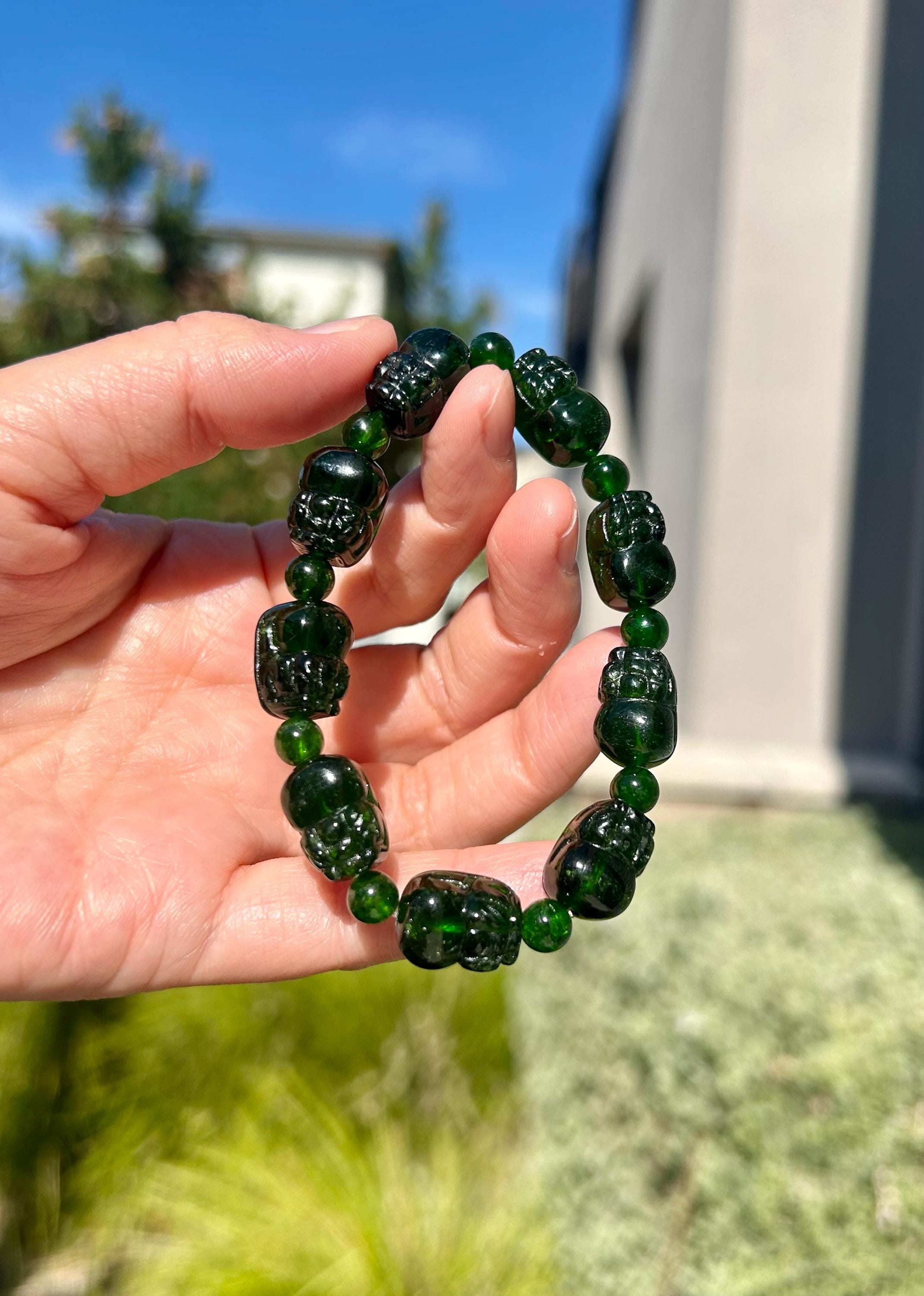 Natural Green Diopside Pixiu Bracelet – Hand-Carved Gemstone Beads, Healing and Calming stone, fits up to 15.5cm wrist (GH-049)
