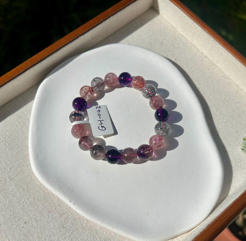 Premium Select, High Grade Super Seven Crystal Bead Bracelet: Abundant Minerals, 10.5mm+, GH-042