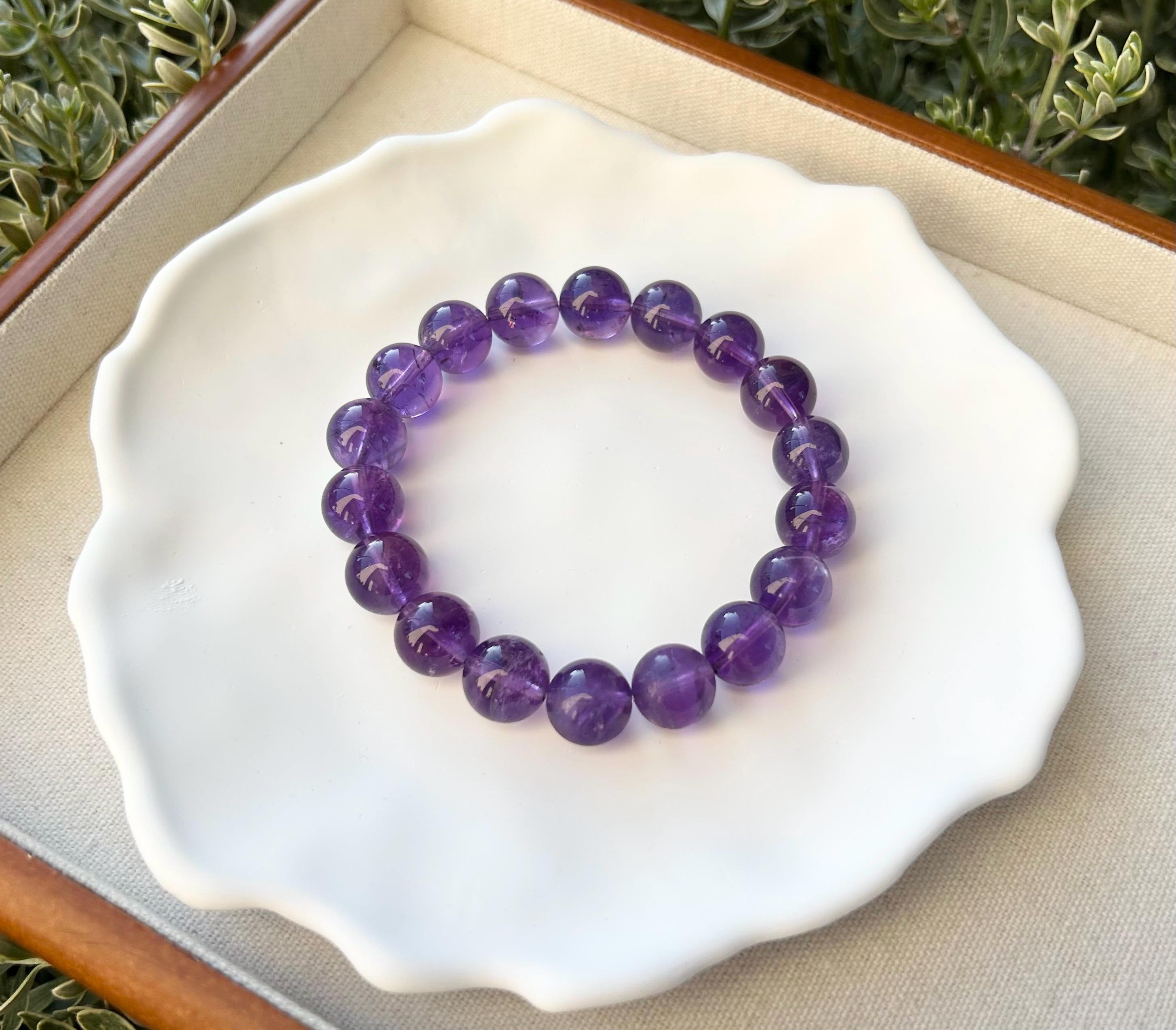 Natural Chunky Amethyst Beaded Bracelet: Natural Crystal, Healing Stone, 11.5-12mm beads, Fits up to 17.2cm wrist)  (25-189)