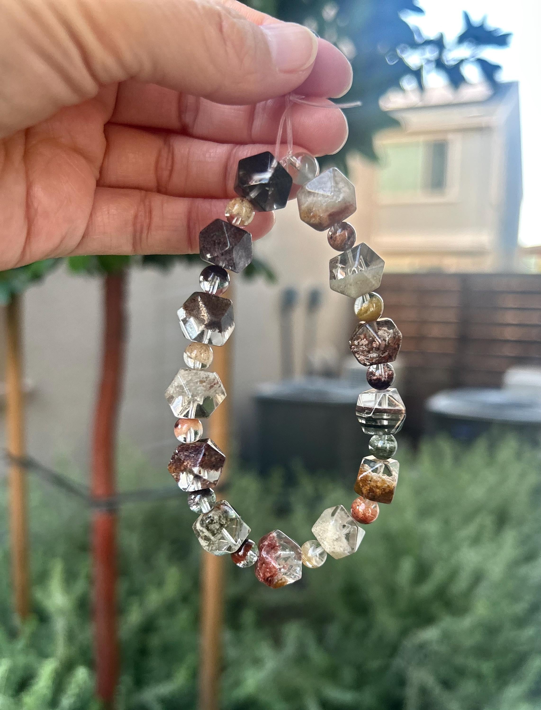 Four Season Phantom Quartz Crystal Bracelet: Eight-Faceted Gemstone Bead (GH-020)