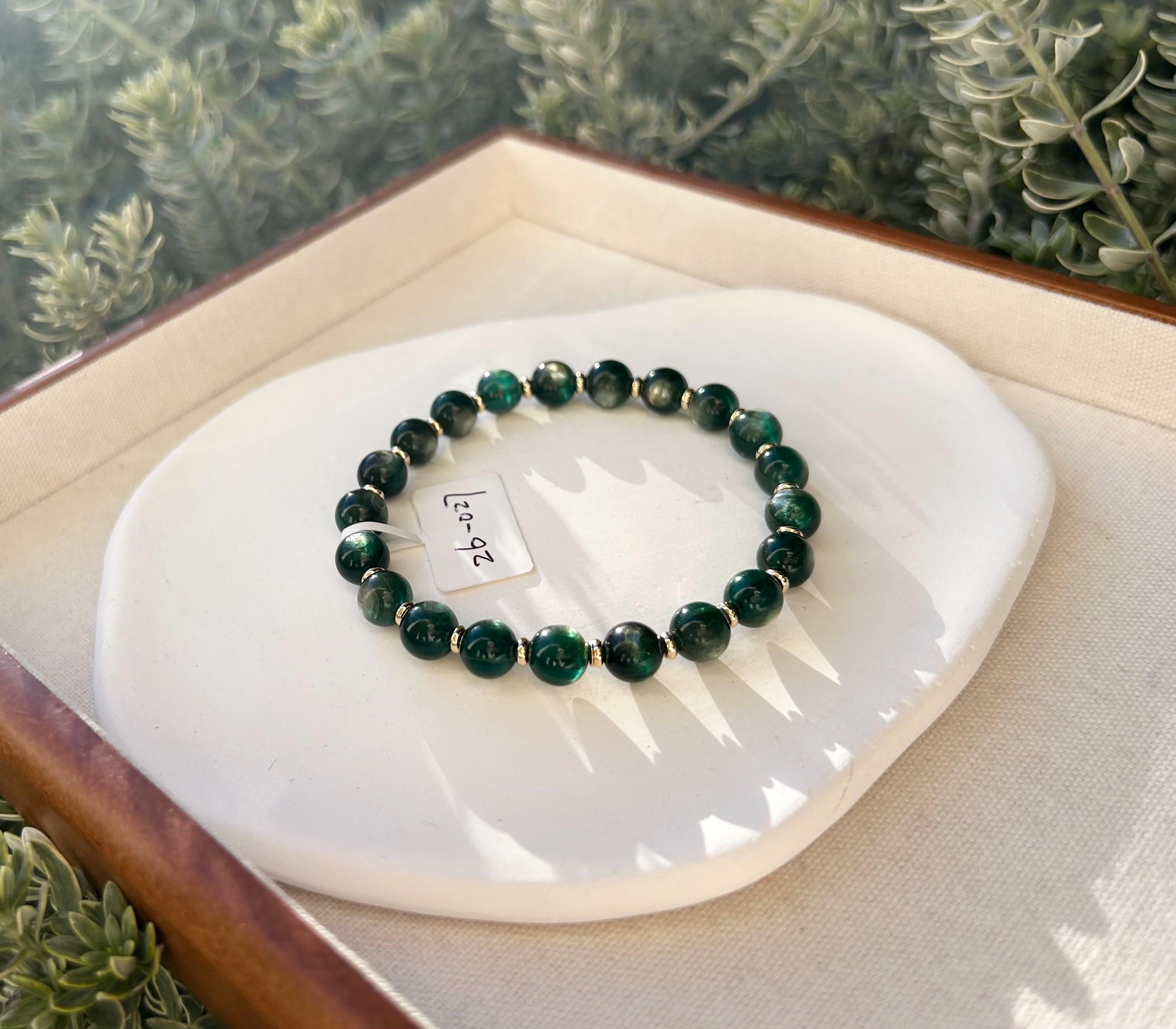 Green Lepidolite Gemstone Bracelet: Healing Stone Jewelry, 8mm Beads, fits up to 17.5cm wrist（26-027)