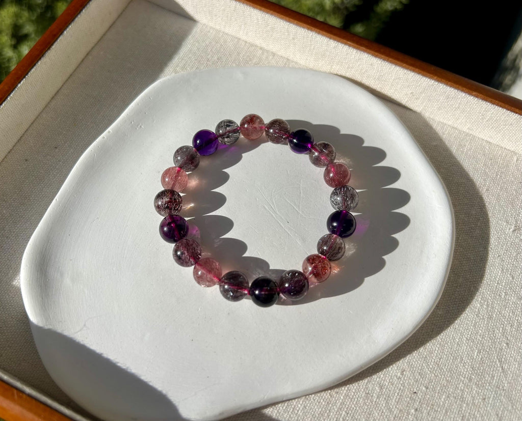 Premium Select, High Grade Super Seven Crystal Bead Bracelet: Abundant Minerals, 10mm, GH-088