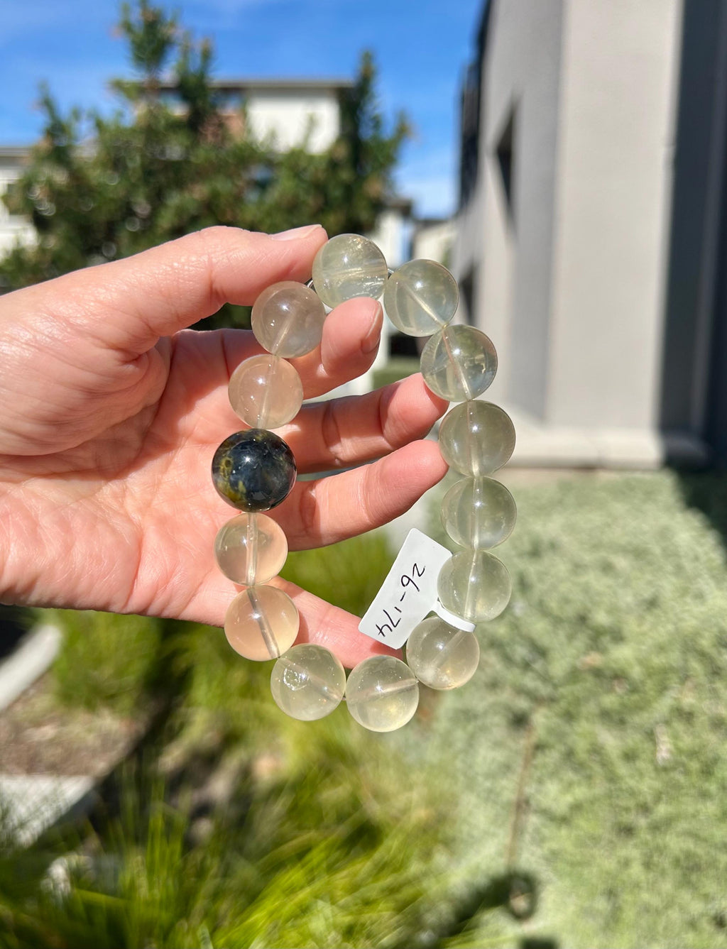 Chunky Lemon Quartz Crystal featuring a peterite bead, Fits up to 18cm (26-174)