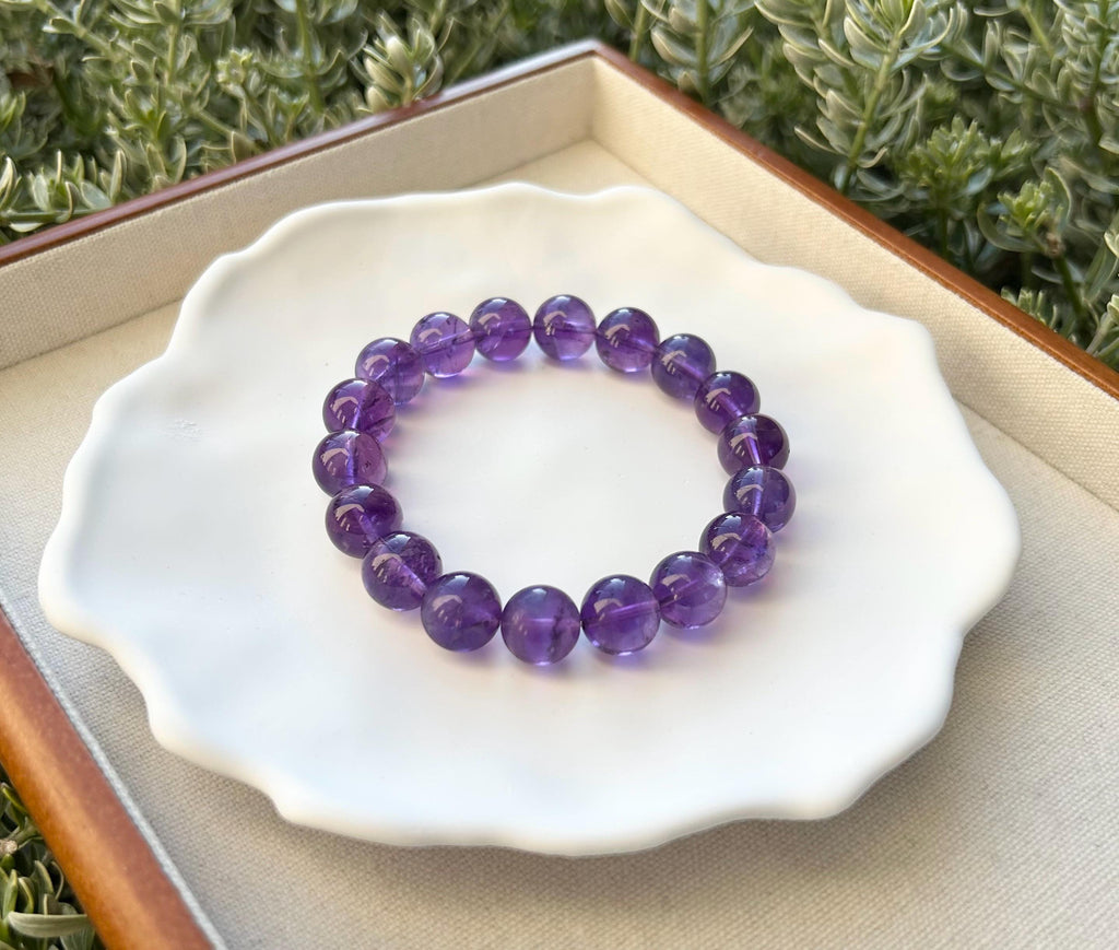 Natural Chunky Amethyst Beaded Bracelet: Natural Crystal, Healing Stone, 11.5-12mm beads, Fits up to 17.2cm wrist)  (25-189)