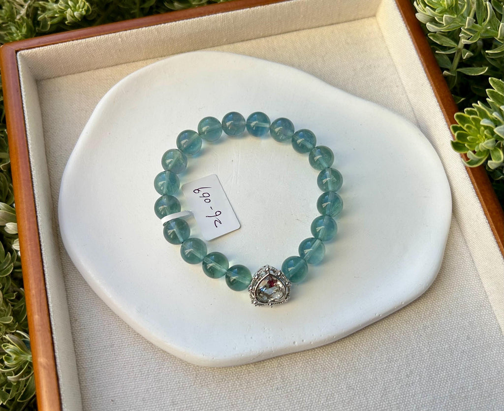 Icy Fluorite Bead Bracelet - 10mm beads, fits up to 17cm wrist  (26-069)
