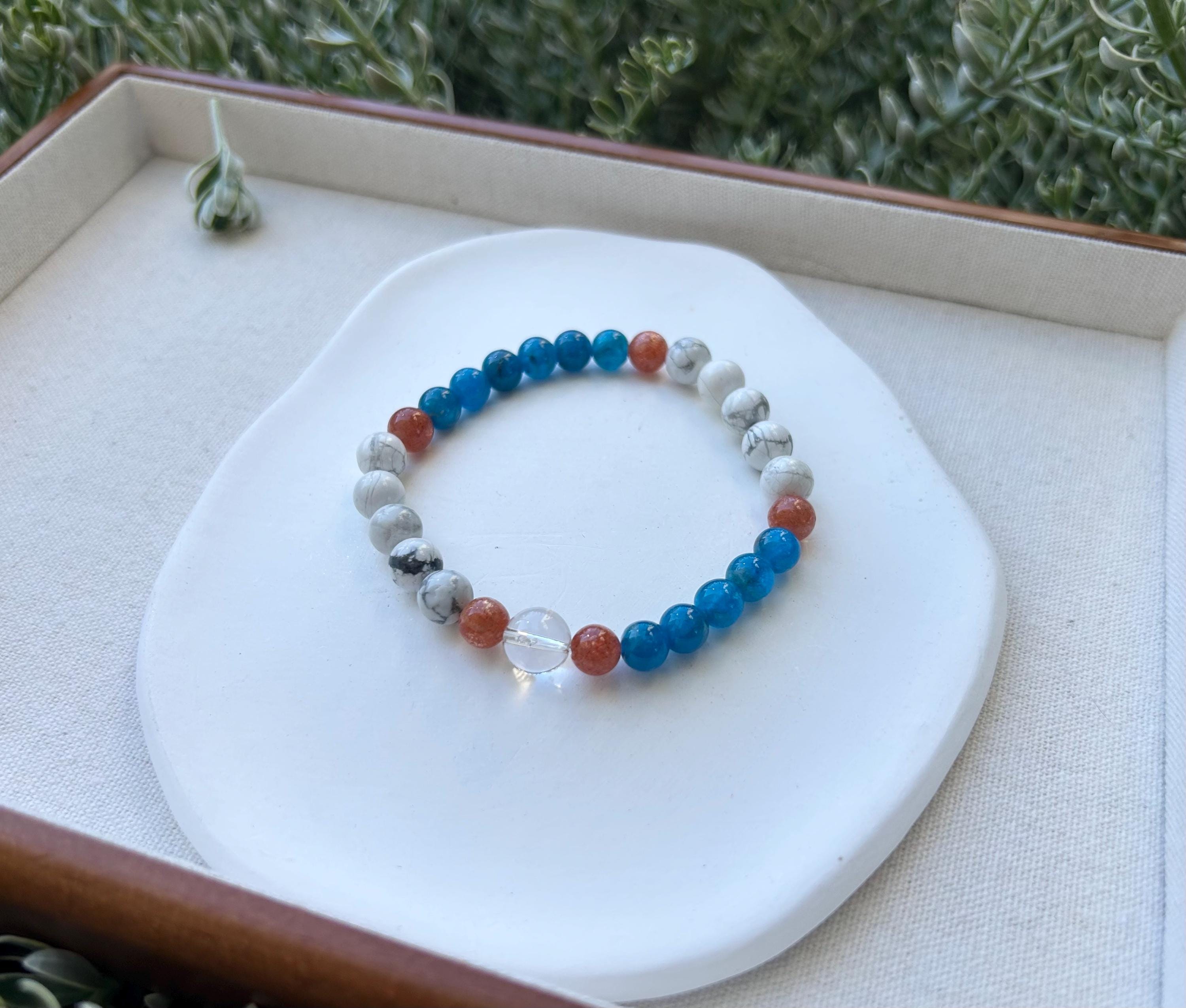 Multi Stone Energy Bracelet - Natural white Turquoise + Blue Apatite + Sunstone + Clear Quartz Bracelet, fits for 17cm wrist (26-133)