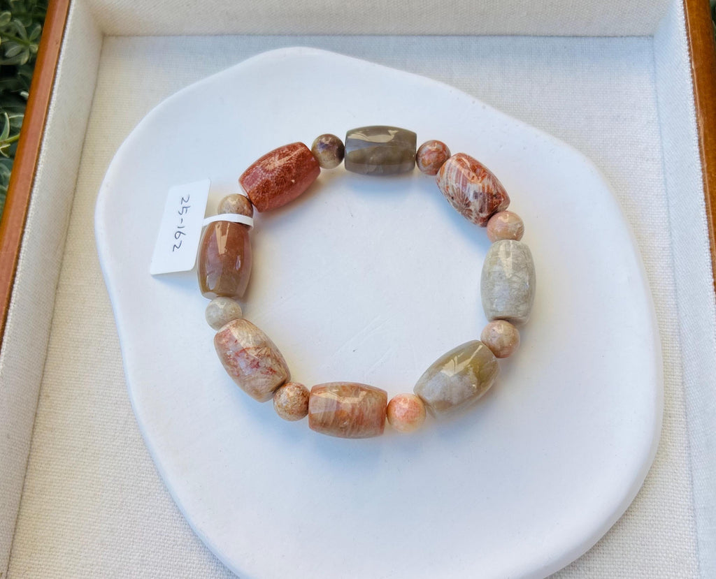 Thailand Petoskey stone bead Bracelet, fits up to 17cm wrist (25-162)