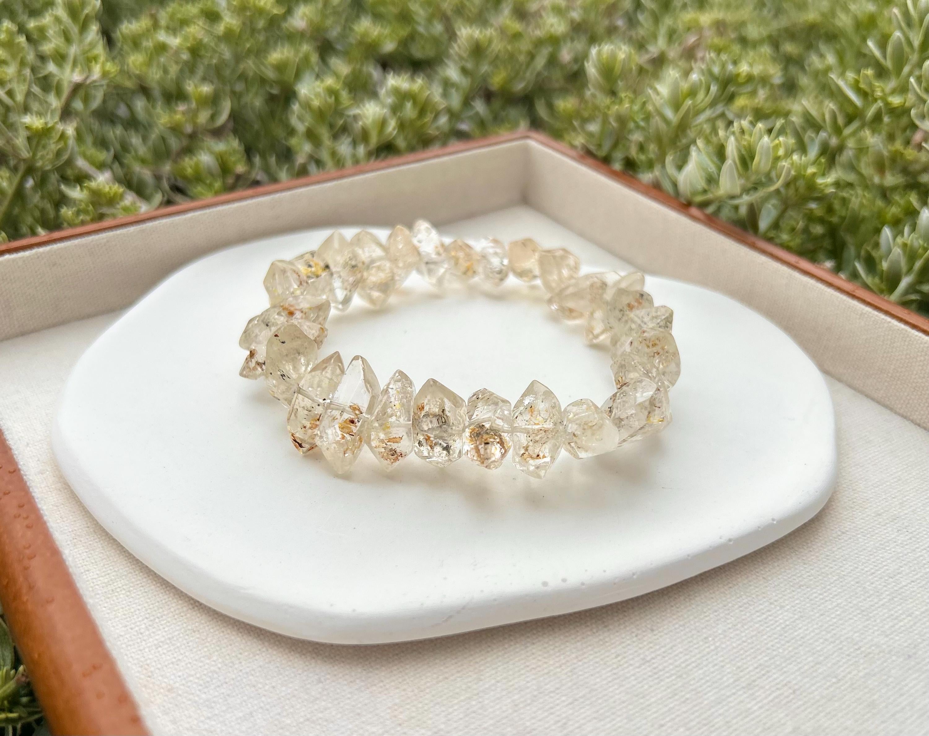 High quality UV Reactive Lightning Phantom Quartz – Raw Double Terminated healing crystal, Fits up to 18cm wrist (25-164）
